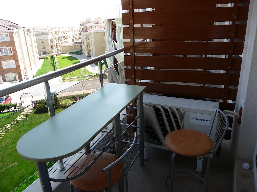 Great Choice Apartment Chernomorets Oda fotoğraf